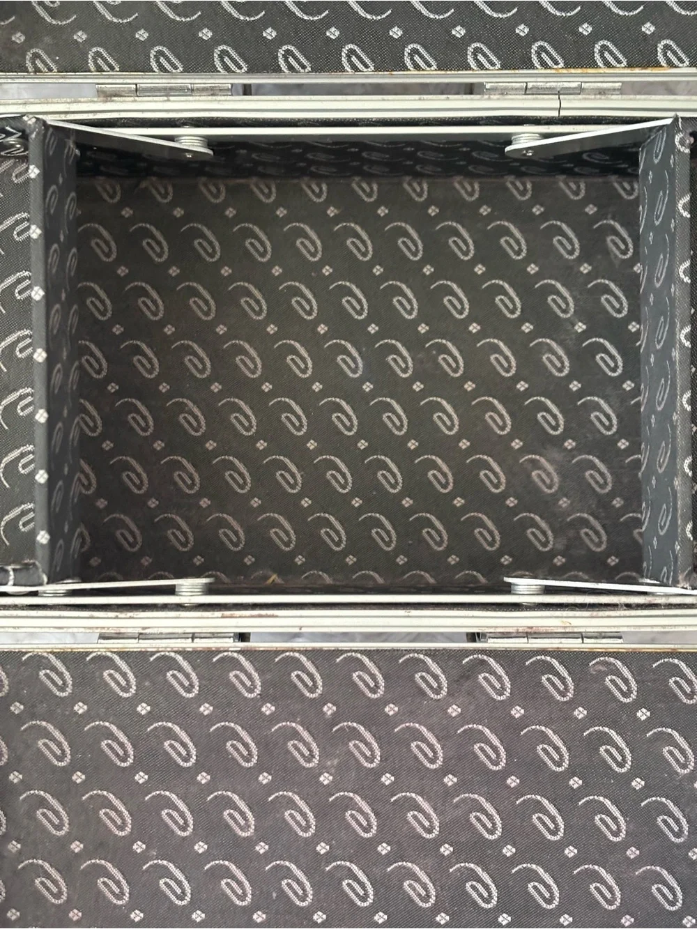 Caboodles Metal Makeup Train Case | Silver Aluminum | Multi‑Tier Organizer